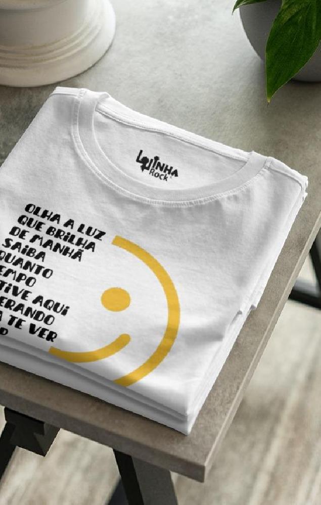 Foto do produto Camiseta O Amanhã Colorido - Smile | Branca